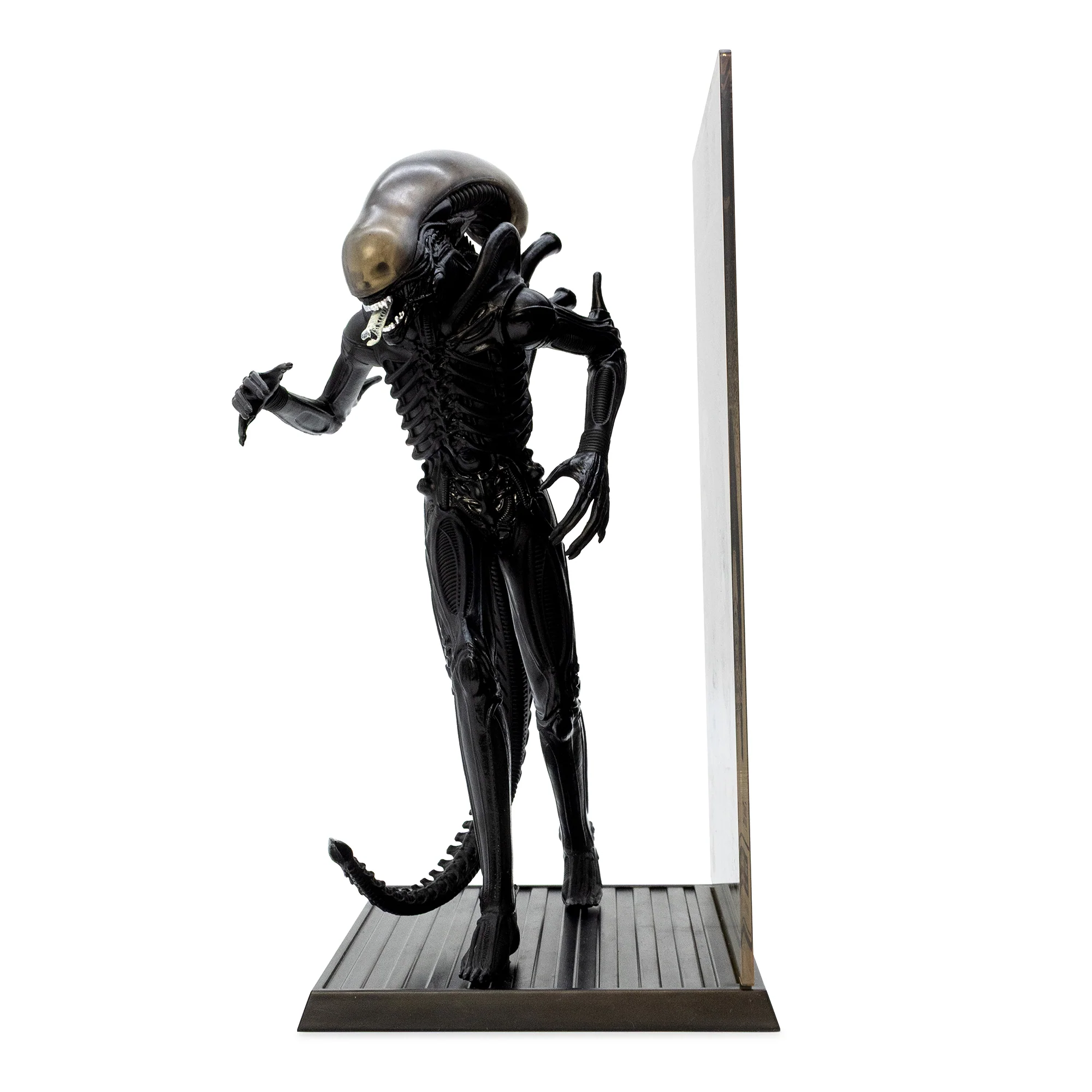 Alien - Xenomorph 9" Deluxe Vinyl - Image 4